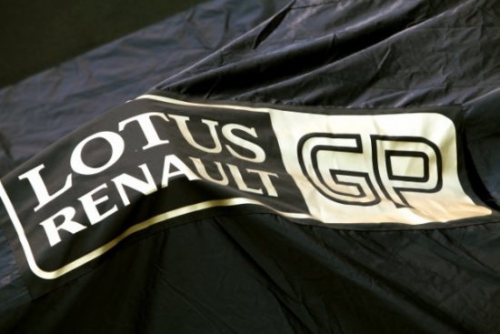 Интервью с пилотами Lotus-Renault GP
