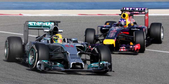 Кубок конструкторов: Mercedes GP vs Red Bull Racing